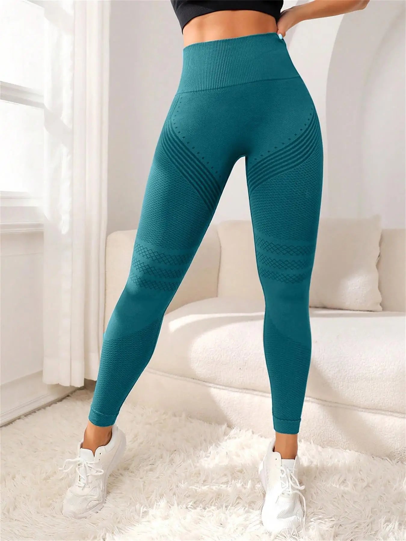 Women’s High-Waisted Fitness Pants with Contour Lines