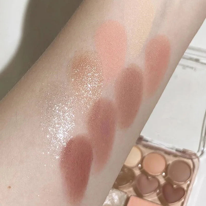 8-Color Eyeshadow & Blush Palette – Pink Orange Heart-Shaped Makeup