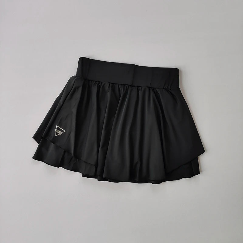 Women’s Tennis Skort – Fake Two-Layer with Built-In Shorts