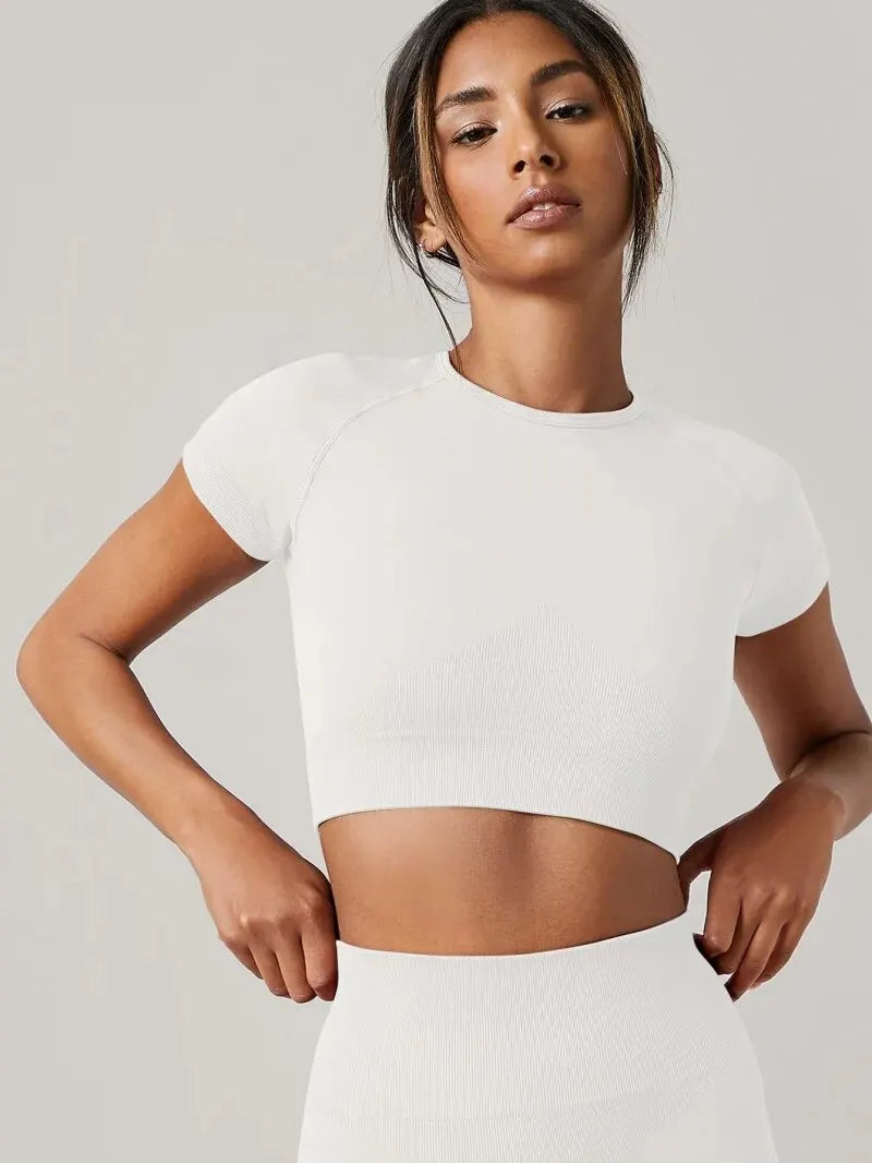 Women’s Seamless Yoga Top – Short Sleeve Fitness Shirt
