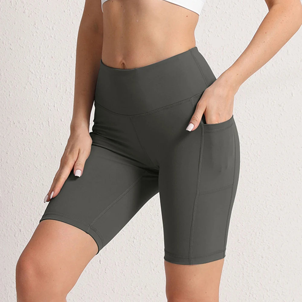 CHRLEISURE Women’s Yoga Shorts – Seamless Fitness Tights with Pockets