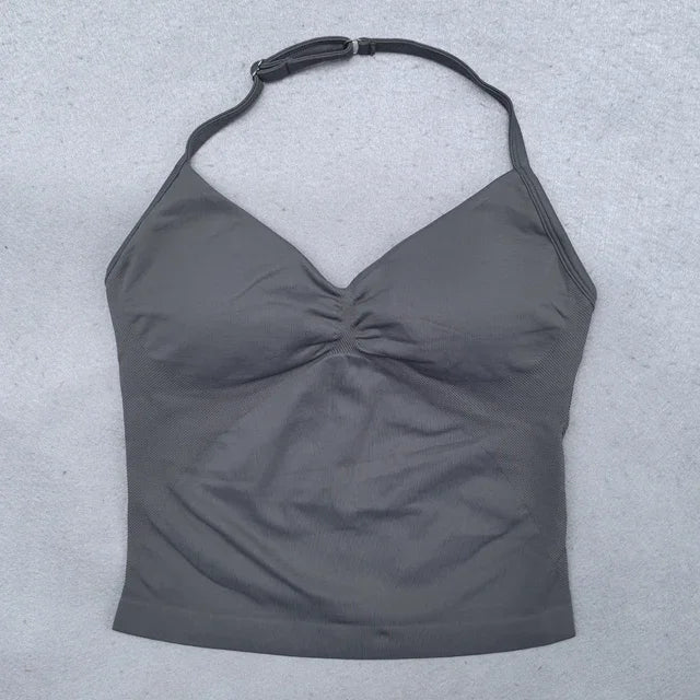 2-Piece Women’s Seamless Yoga Set – Strappy Tank & Scrunch Shorts